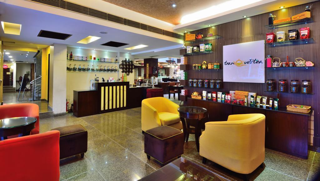 Crossroads Hotel Gurgaon Exterior foto